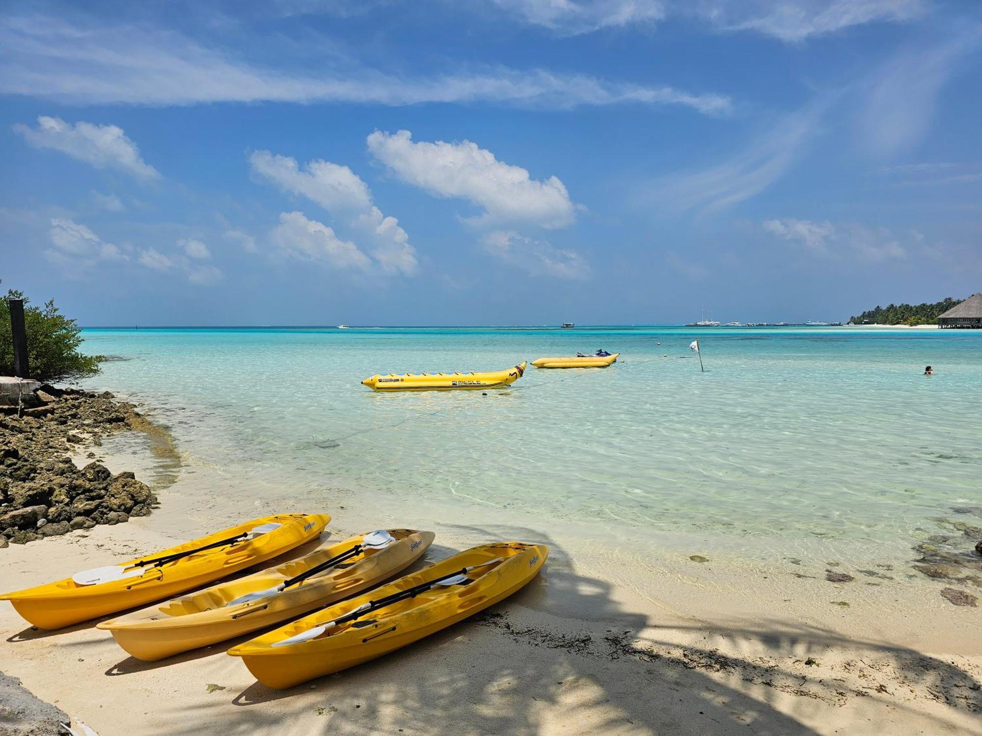Nirili Villa Dhiffushi Exteriör bild