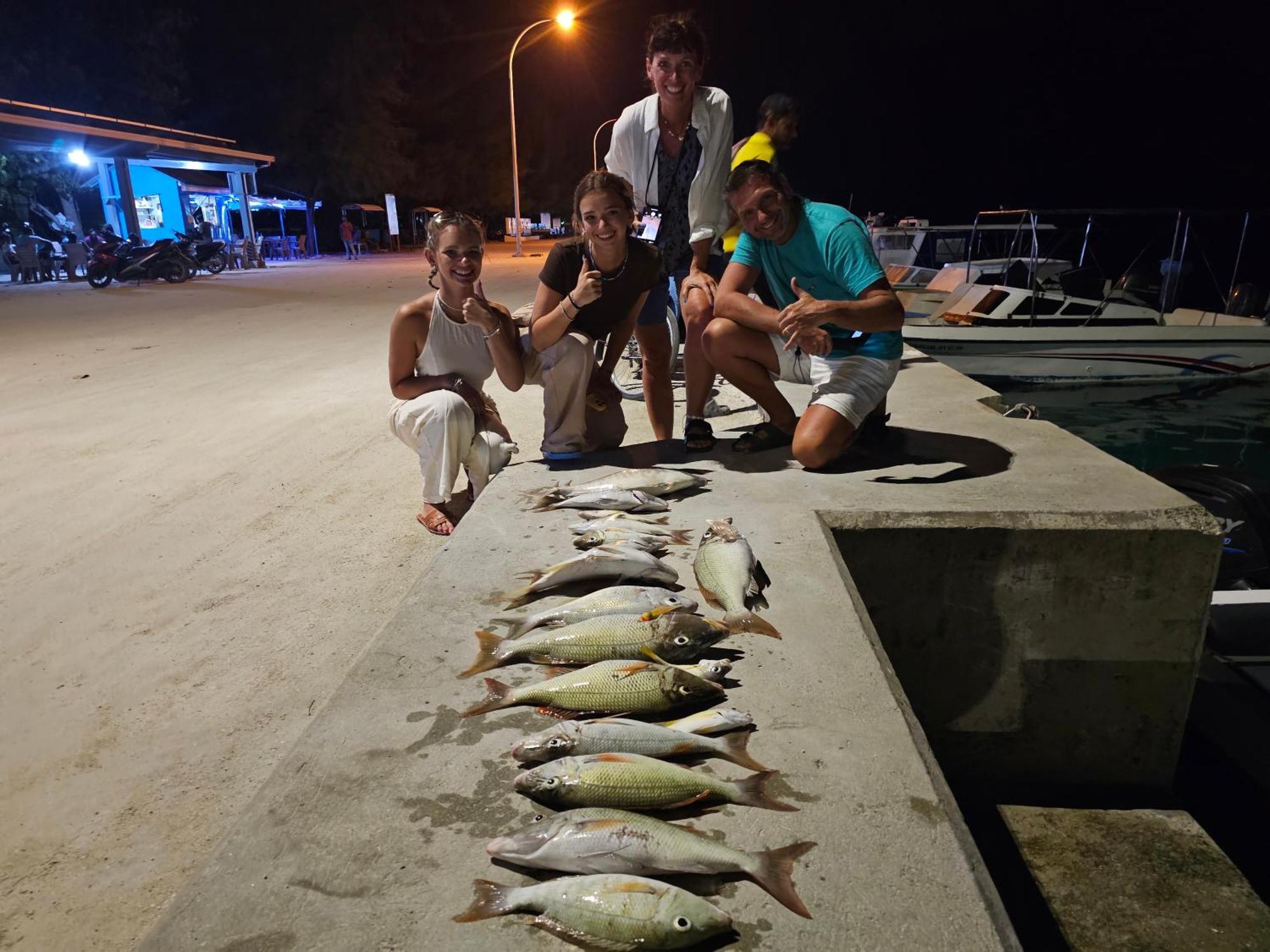 Nirili Villa Dhiffushi Exteriör bild